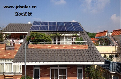 一套家用太陽能發(fā)電系統 投入成本與財經回報解析