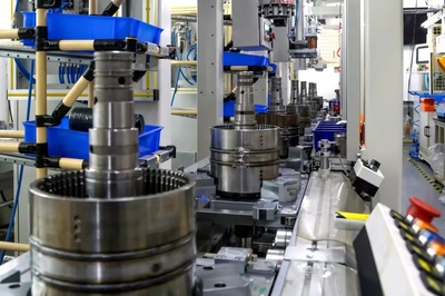 工程機(jī)械高端傳動件5G全連接智能工廠 徐工引領(lǐng)機(jī)械設(shè)備制造新變革